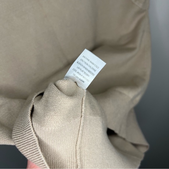 Evereve Cream Sweater Vest V Neck Women's Small Office Casual Cottagecore Tan - Picture 6 of 9